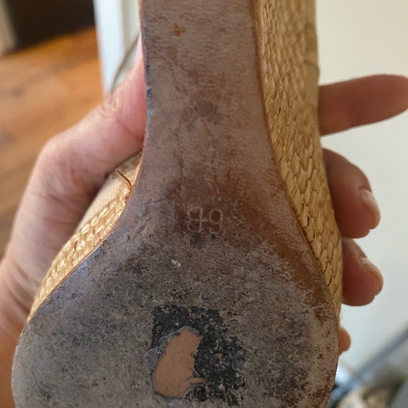 Gucci Beige GG Canvas Horsebit Open Toe Ankle Strap Platform Wedges Pump - Picture 5 of 15